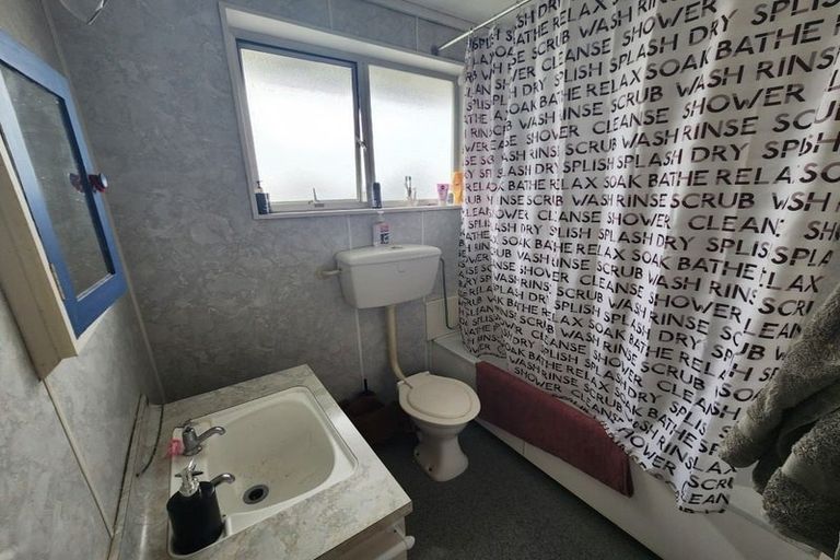 Photo of property in 2/65 Springs Road, Hornby, Christchurch, 8042