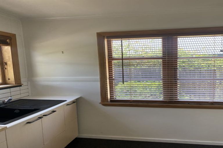 Photo of property in 239 Weston Road, St Albans, Christchurch, 8052