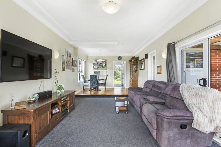 Photo of property in 9 Fairview Road, Papatoetoe, Auckland, 2025