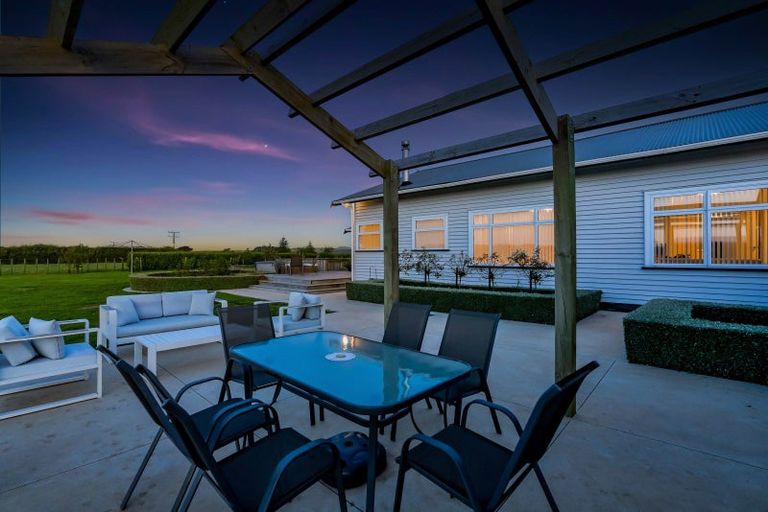 Photo of property in 2 Snell Road, Tikorangi, Waitara, 4383