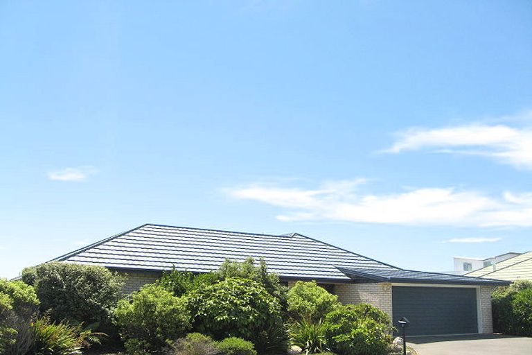 Photo of property in 5 Ballance Street, Waimairi Beach, Christchurch, 8083