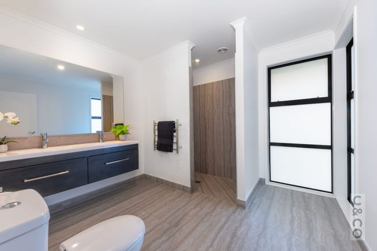 Photo of property in 104 Solan Drive, Waimauku, 0812