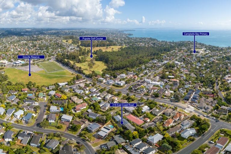 Photo of property in 2/218 East Coast Road, Forrest Hill, Auckland, 0620