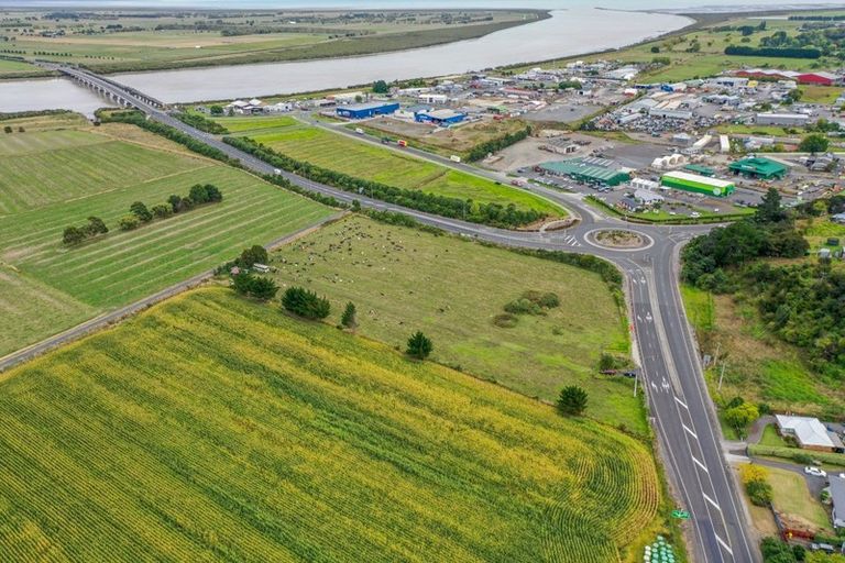 Photo of property in 9597 Paeroa Kopu Road, Kopu, Thames, 3578