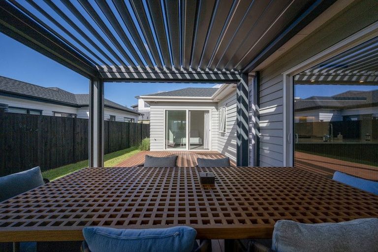 Photo of property in 34 Tipu Crescent, Wainui, 0932