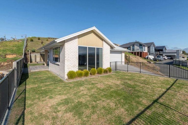 Photo of property in 25 Pinkerton Place, Ohauiti, Tauranga, 3112