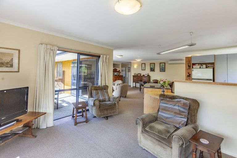 Photo of property in 9 Jervois Road, Jervoistown, Napier, 4112