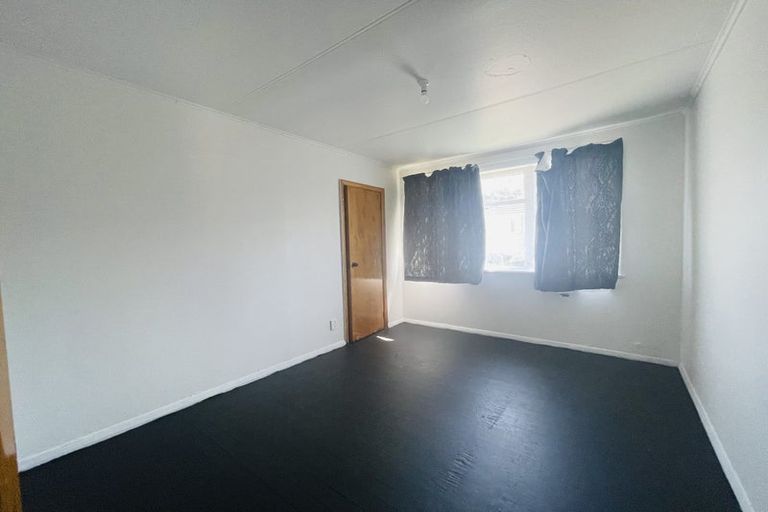Photo of property in 86 Arimu Road, Papakura, 2110