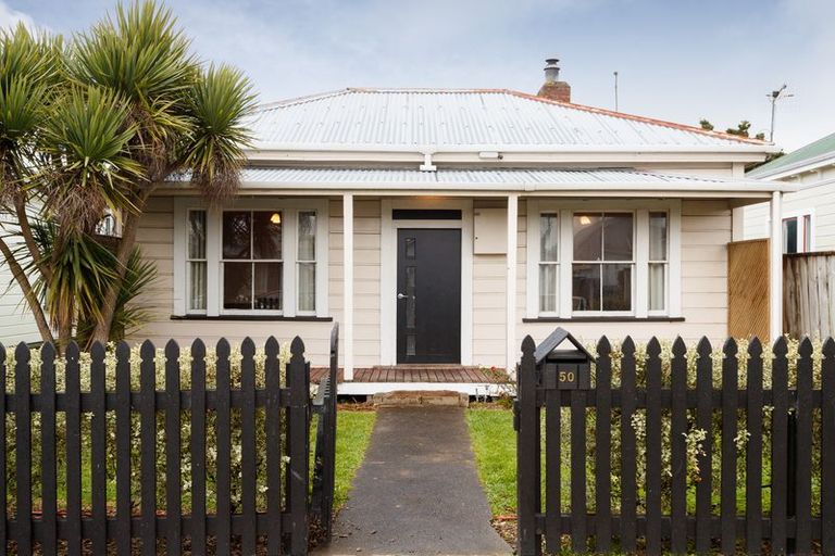 Photo of property in 50 Lombard Street, Palmerston North, 4410