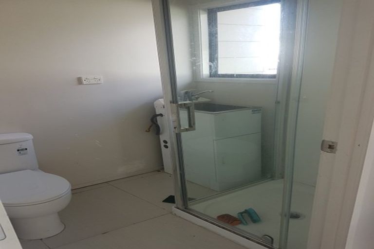 Photo of property in 14 Southview Place, Wattle Downs, Auckland, 2102