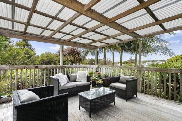 Photo of property in 31 Elan Place, Stanmore Bay, Whangaparaoa, 0932
