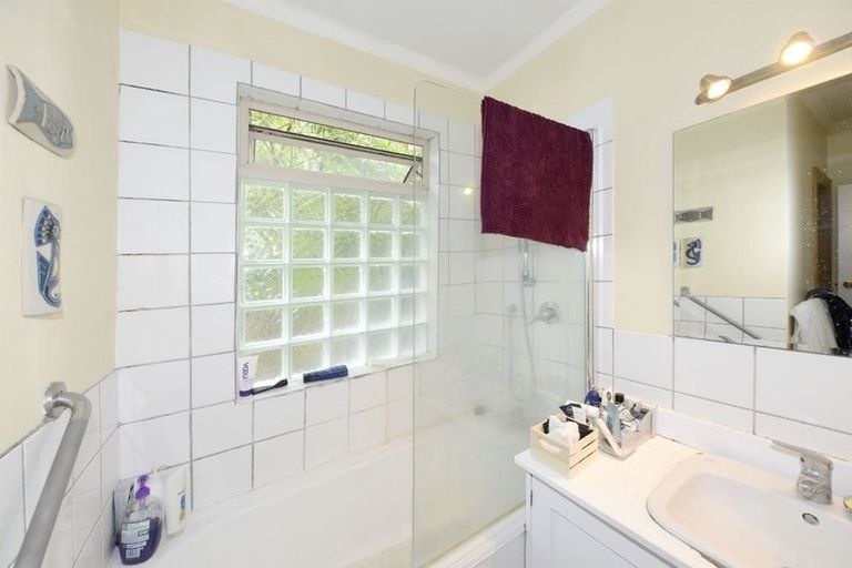 Photo of property in 72 Cressy Terrace, Lyttelton, 8082