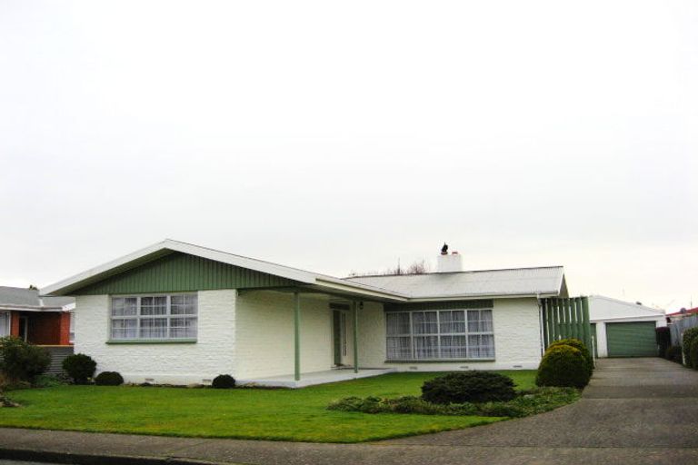 Photo of property in 24 Pine Crescent, Hargest, Invercargill, 9810