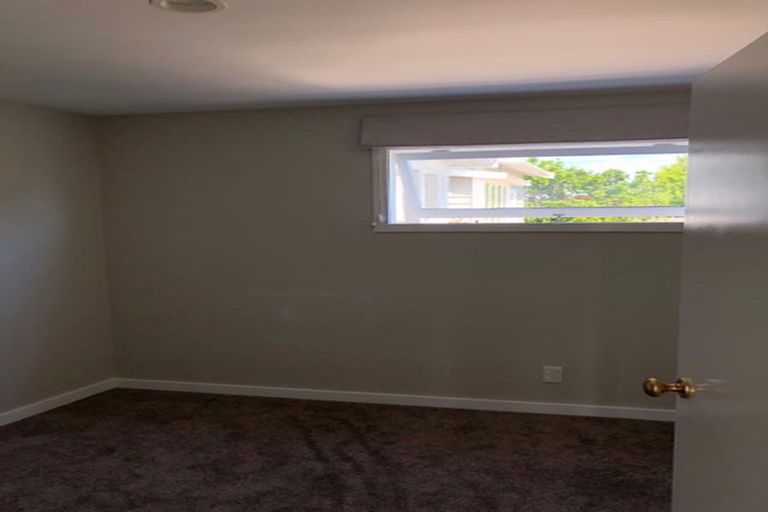 Photo of property in 27 Rugby Road, Birkenhead, Auckland, 0626