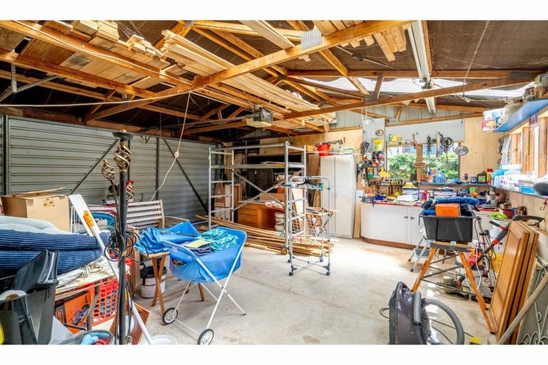 Photo of property in 127 Princes Street, Strathern, Invercargill, 9812