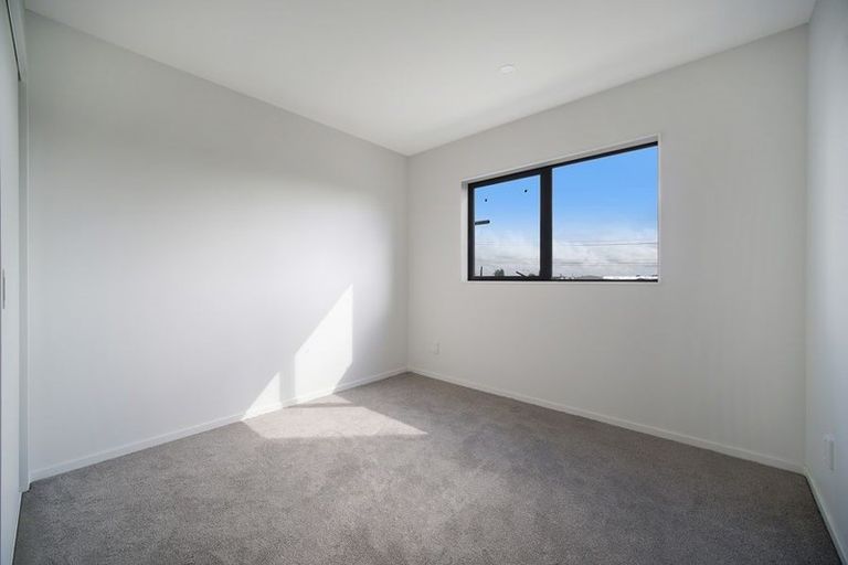 Photo of property in 141 Grove Road, Papakura, 2110