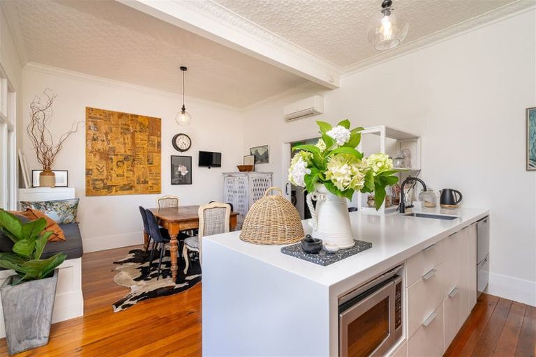 Photo of property in 38 Ings Avenue, Saint Clair, Dunedin, 9012