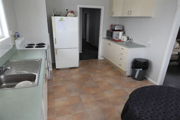 Photo of property in 1 Kiwi Street, Tokoroa, 3420