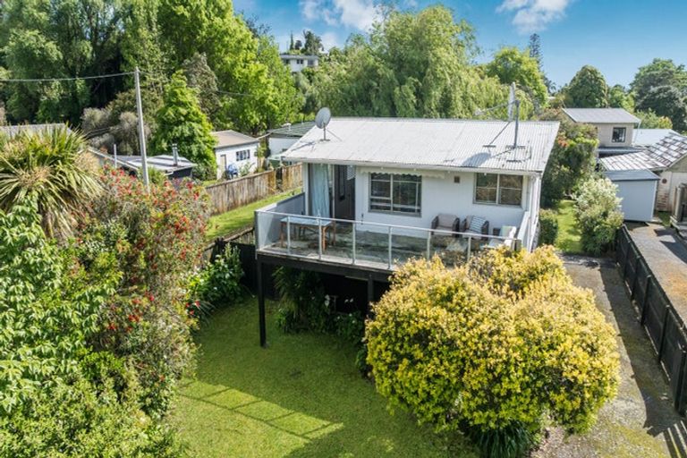 Photo of property in 11 Bays Road, Orere Point, Papakura, 2585