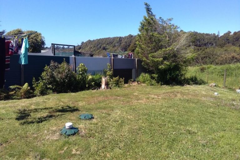 Photo of property in 18 Butlers Road, Ruatapu, Hokitika, 7883