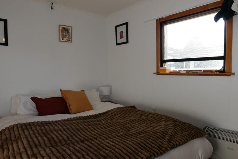 Photo of property in 9 Iti Street, Otaki, 5512