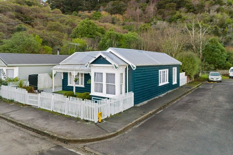 Photo of property in 54 Selwyn Street, North East Valley, Dunedin, 9010