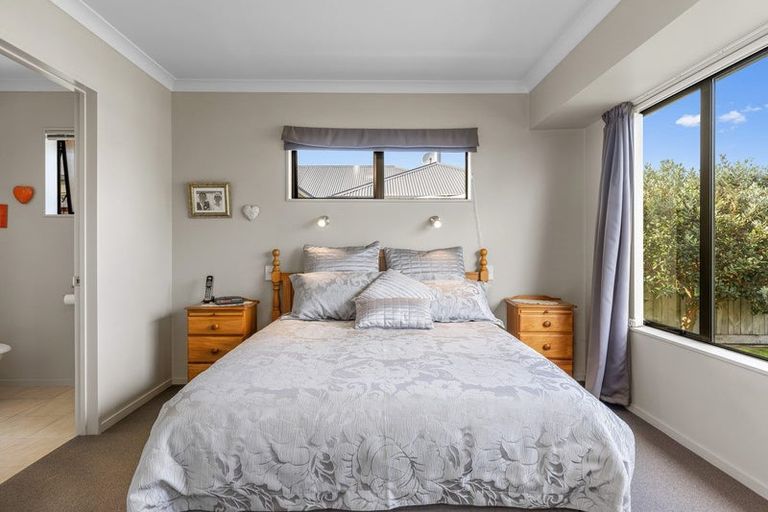 Photo of property in 35 Oaklands Drive, Cambridge, 3434