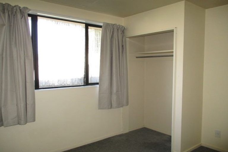 Photo of property in 5a Tonga Place, Riccarton, Christchurch, 8041