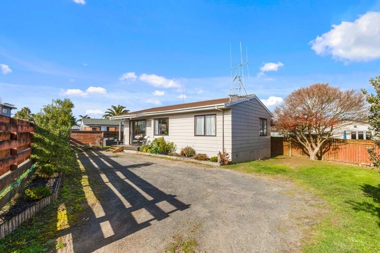 Photo of property in 4d Kimber Grove, Papamoa Beach, Papamoa, 3118