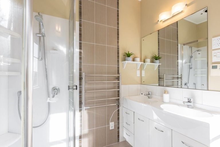 Photo of property in 235 Georges Drive, Napier South, Napier, 4110