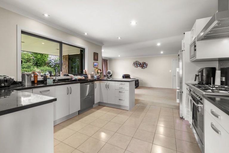 Photo of property in 33 Heathfield Avenue, Huntington, Hamilton, 3210