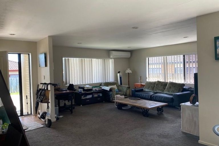 Photo of property in 50 Artillery Drive, Papakura, 2110