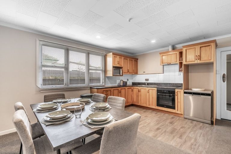 Photo of property in 8 Robertson Street, Richmond, Invercargill, 9810