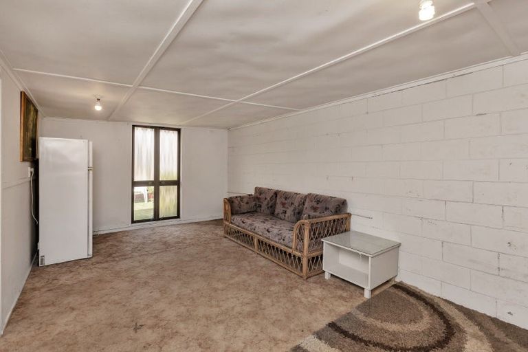 Photo of property in 16 Deveron Street, Regent, Whangarei, 0112