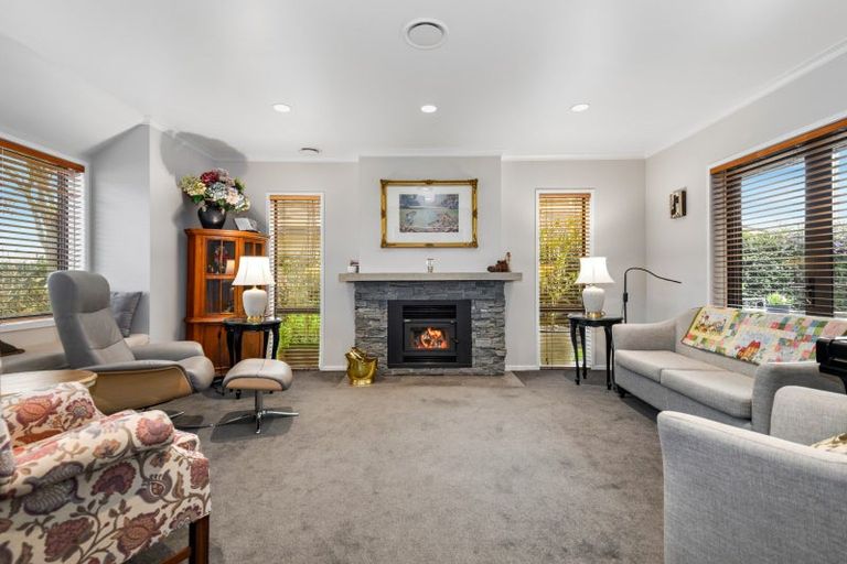 Photo of property in 23 Stonebridge Park Drive, Holdens Bay, Rotorua, 3010