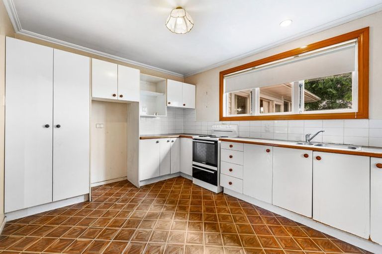 Photo of property in 38 Toru Street, Te Atatu Peninsula, Auckland, 0610