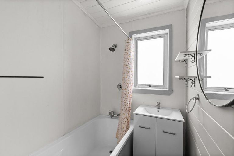 Photo of property in 410 Grays Road, Saint Leonards, Hastings, 4120