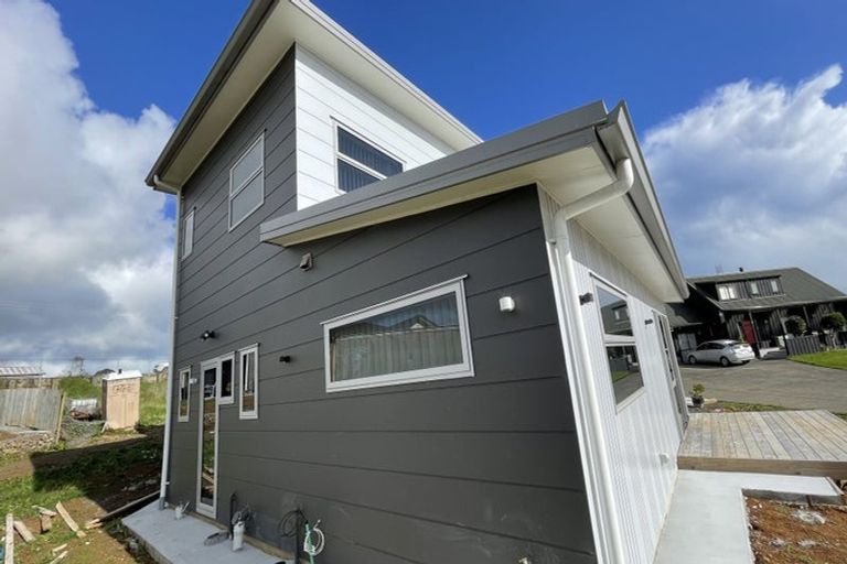 Photo of property in 5 Ambedkar Way, Pukekohe, 2120