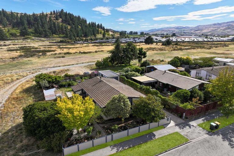 Photo of property in 118 Waenga Drive, Cromwell, 9310