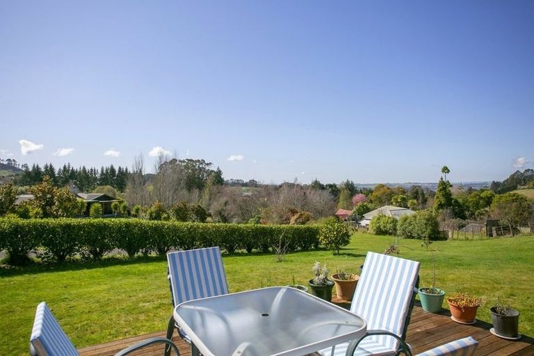 Photo of property in 18 Glen Mohr, Acacia Bay, Taupo, 3385