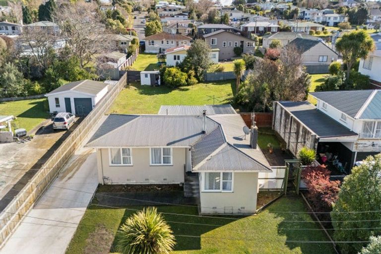 Photo of property in 84 Lethbridge Street, Feilding, 4702