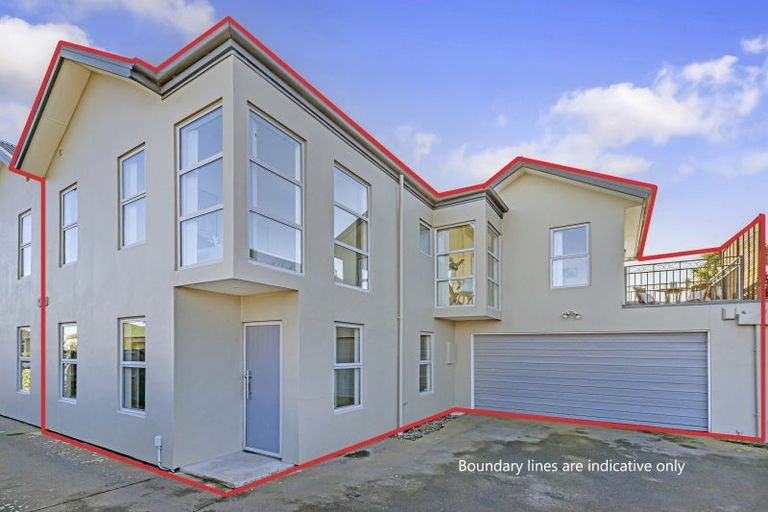 Photo of property in 106a Olliviers Road, Phillipstown, Christchurch, 8011