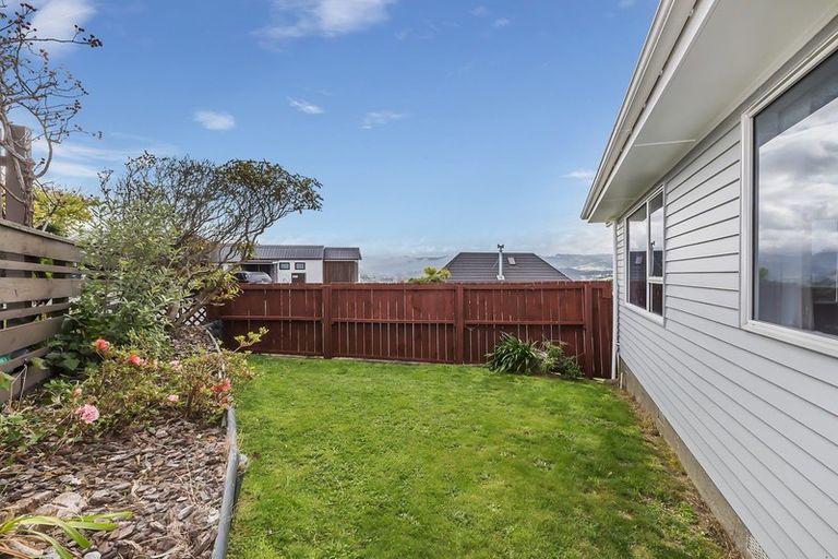 Photo of property in 17 The Anchorage, Whitby, Porirua, 5024