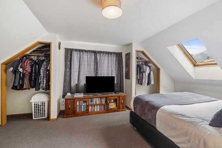 Photo of property in 1 Saint James Avenue, Hanmer Springs, 7334