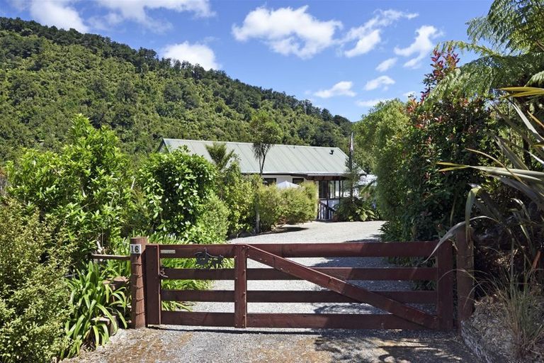 Photo of property in 16 Nikau Street, Duncan Bay, Rai Valley, 7195
