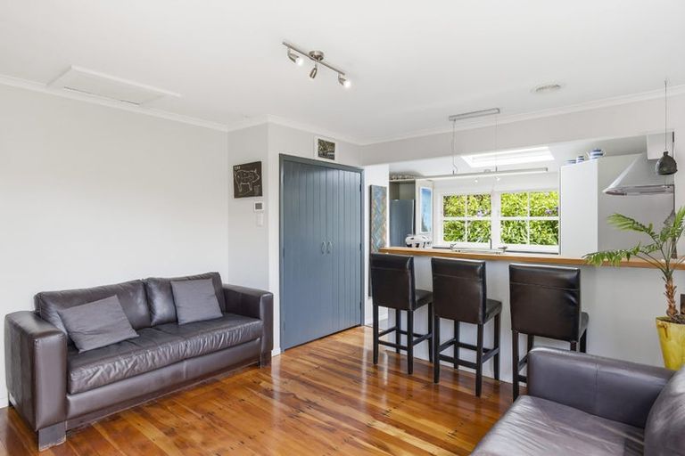Photo of property in 5a Paneta Street, Paekakariki, 5034