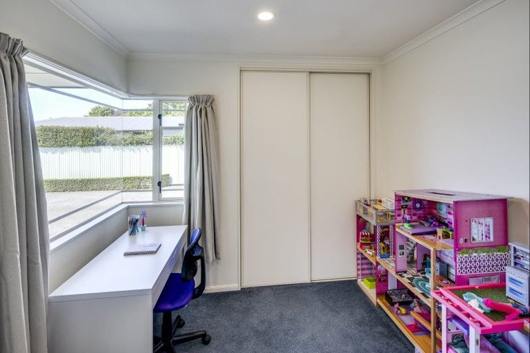 Photo of property in 5a Elbourne Street, Taradale, Napier, 4112