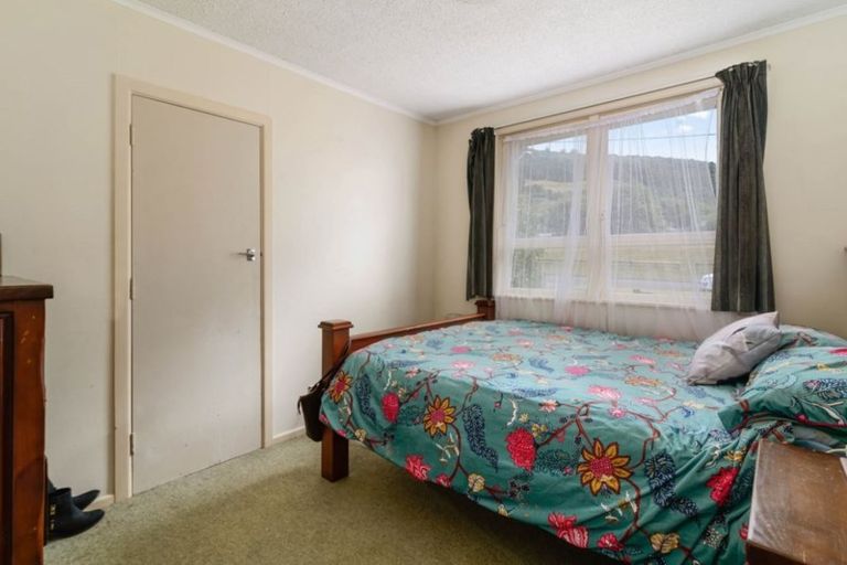Photo of property in 16 Leslie Avenue, Western Heights, Rotorua, 3015