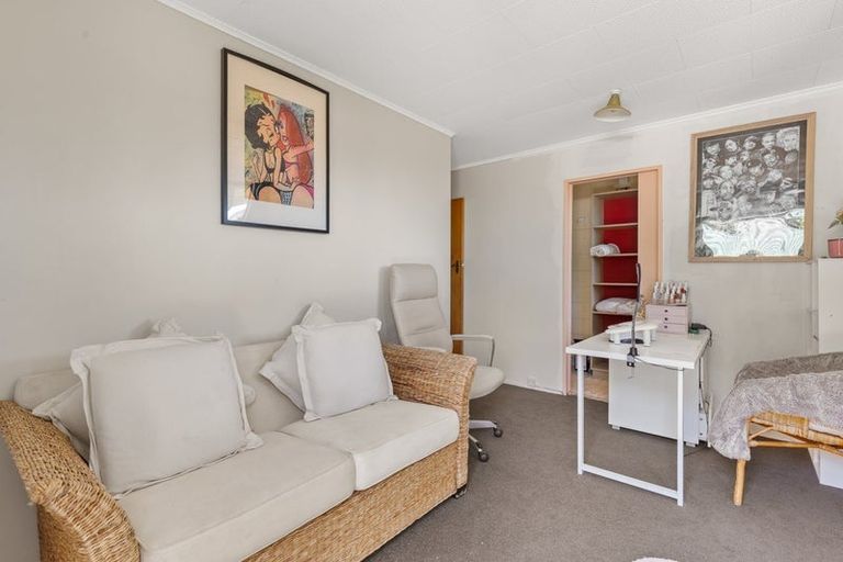 Photo of property in 73 Devon Street, Picton, 7220