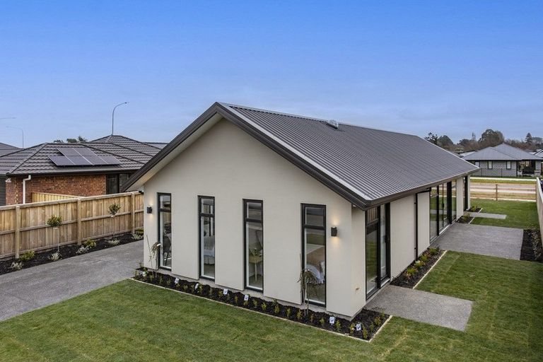 Photo of property in 18 Jury Lane, Woodend, 7610